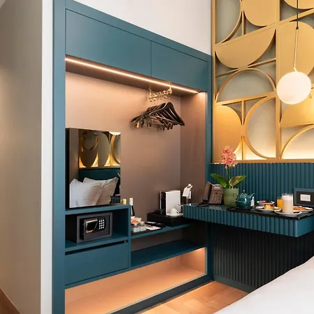 Je Hotel 4*